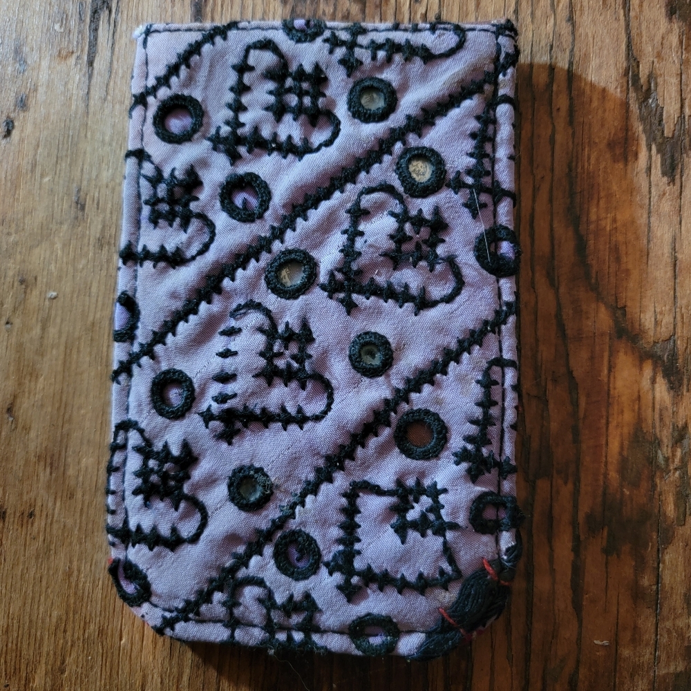 🌋👽 Free People Boho Embroidered Repurposed vtg banjara hippie Wallet card case - Picture 10 of 15